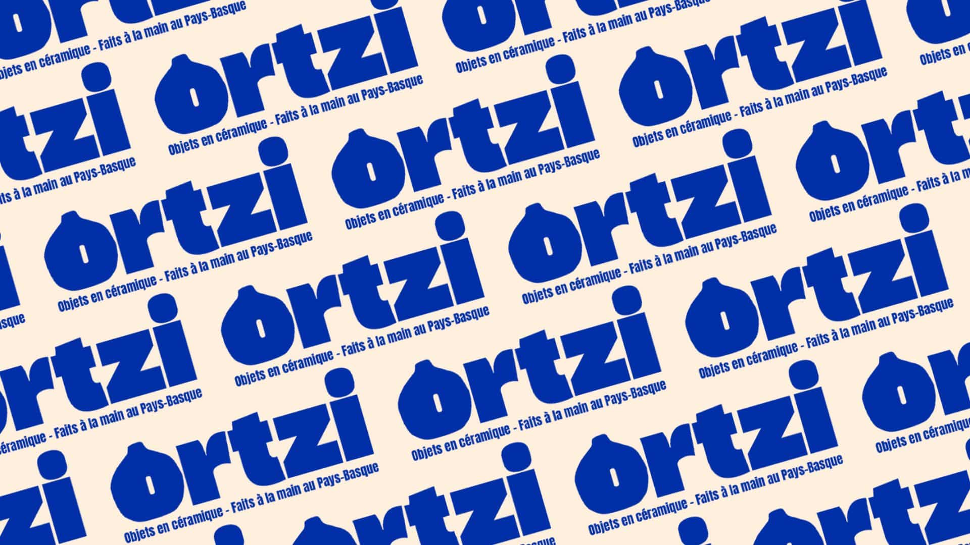 Ortzi – Identité visuelle pour céramiste créée par le studio Rhoedaé, rose sur fond bleu, style brut et contemporain.